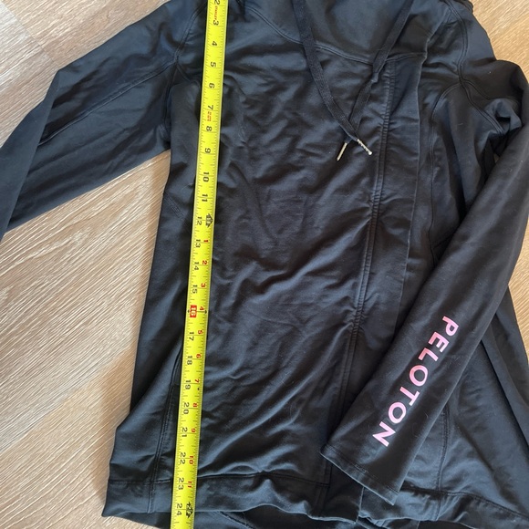 Lululemon peloton zip up jacket size 6 - Picture 3 of 10